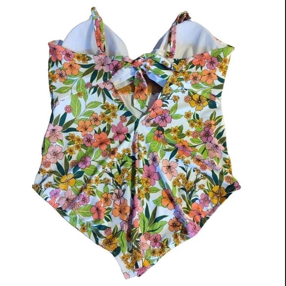 Time & Tru White Floral Front Cutout One Piece Swimsuit Plussize 3X - Picture 9 of 16